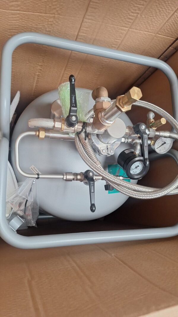 Liquid Nitrogen Tank for TCE TCL pressure Regulator (1) Liquid Nitrogen LN2 Supply Vessel Tank System