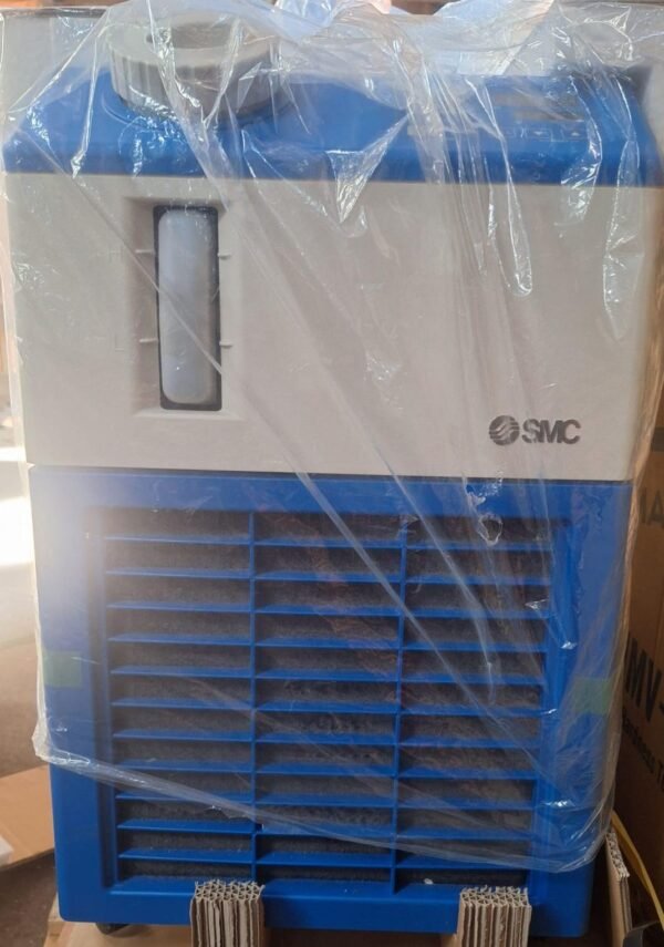 SMC NEW HRS018-A-20 Recirculating Thermo Chiller 1.9kW Air Cooled 200-230V (3) SMC NEW HRS018-A-20 Recirculating Thermo Chiller 1.9kW Air Cooled 200-230V
